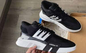 giày adidas eqt