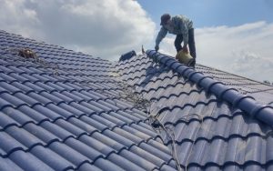 Hướng dẫn lắp đặt phần ngói nóc rìa