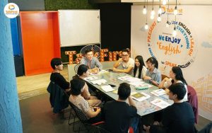 Trung tâm TalkFirst